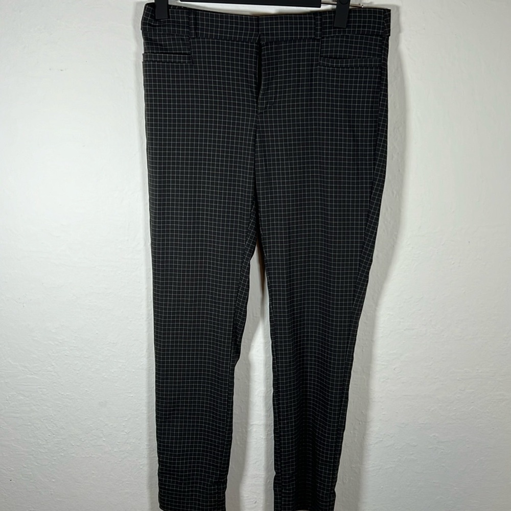 Banana‎ Republic Sloan crop size 2 black check windowpane